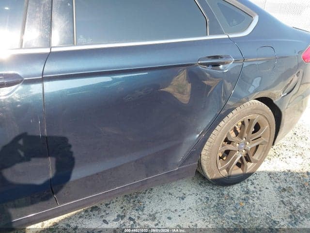 2020 FORD FUSION SE 6
