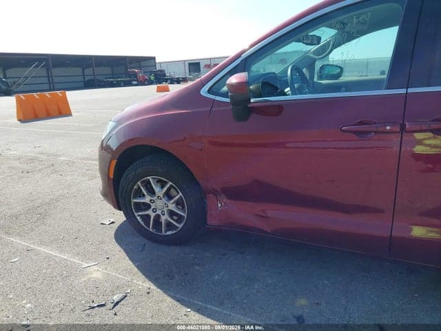 2017 CHRYSLER PACIFICA TOURING 6