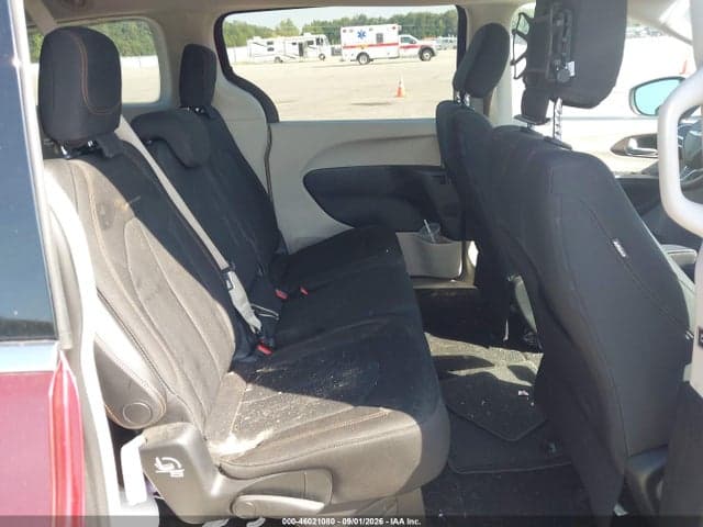 2017 CHRYSLER PACIFICA TOURING 8