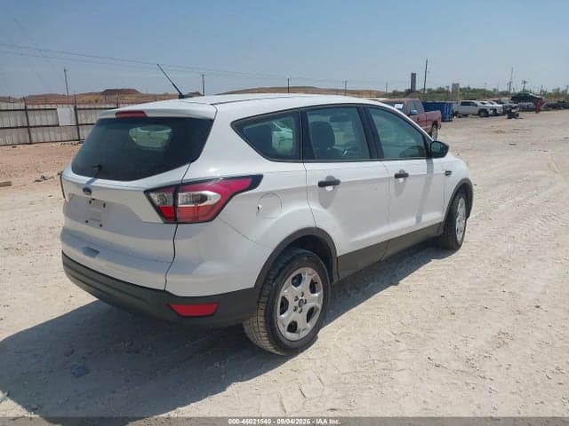 2017 FORD ESCAPE S 4