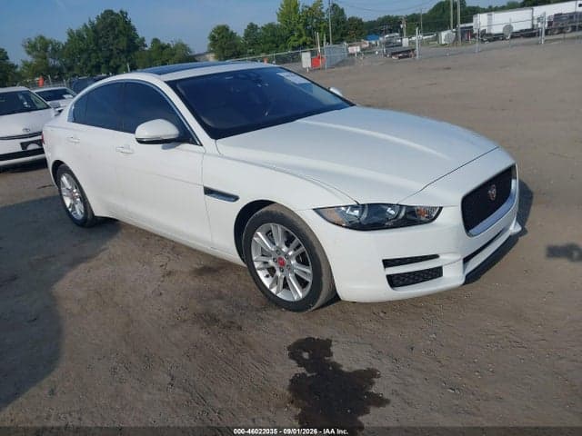 2018 JAGUAR XE 1