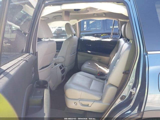 2020 HONDA PILOT AWD TOURING 7 PASSENGER 8