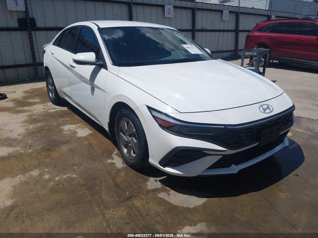 2025 HYUNDAI ELANTRA SE 1