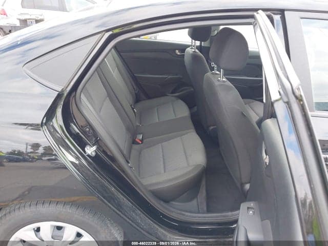 2022 HYUNDAI ACCENT SE 8