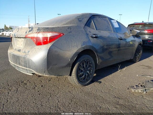 2017 TOYOTA COROLLA LE 4