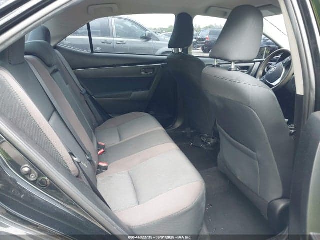 2017 TOYOTA COROLLA LE 8