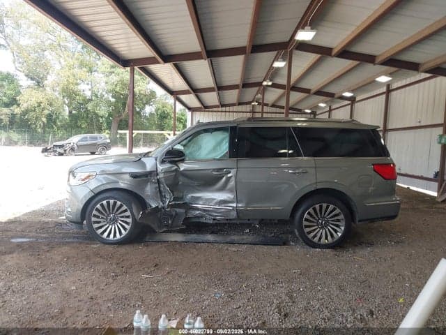 2020 LINCOLN NAVIGATOR RESERVE 14