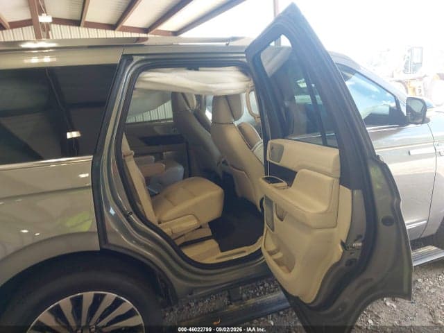 2020 LINCOLN NAVIGATOR RESERVE 8