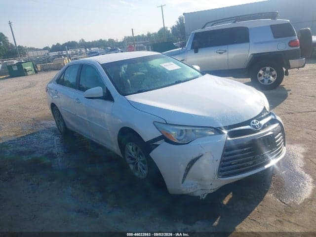 2017 TOYOTA CAMRY LE 1