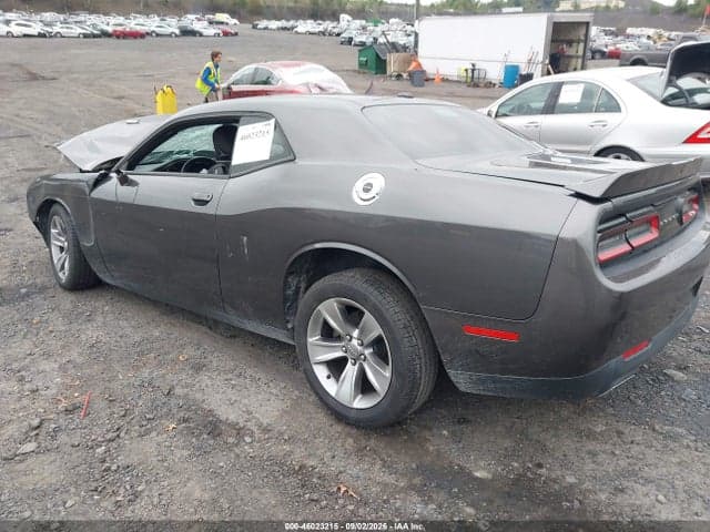 2018 DODGE CHALLENGER SXT 3