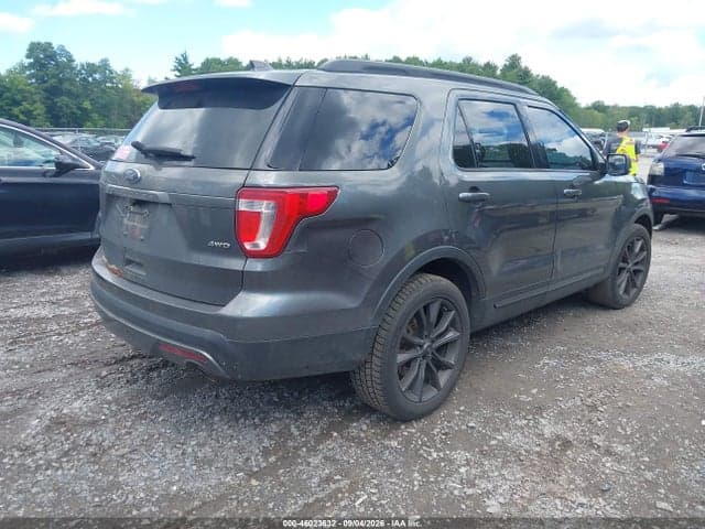 2017 FORD EXPLORER XLT 4