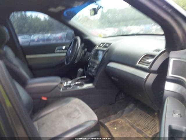 2017 FORD EXPLORER XLT 5
