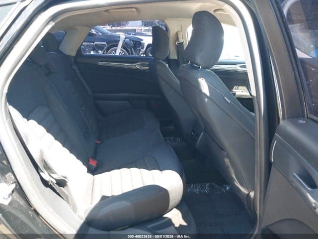 2017 FORD FUSION SE 8