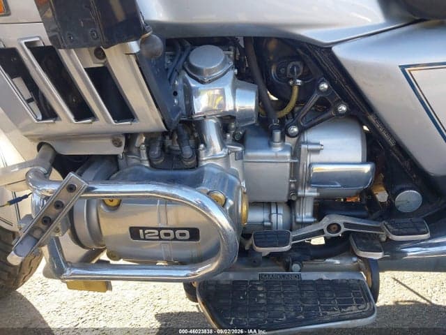 1985 HONDA GL1200 I 9