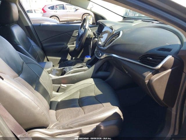 2017 CHEVROLET VOLT PREMIER 5
