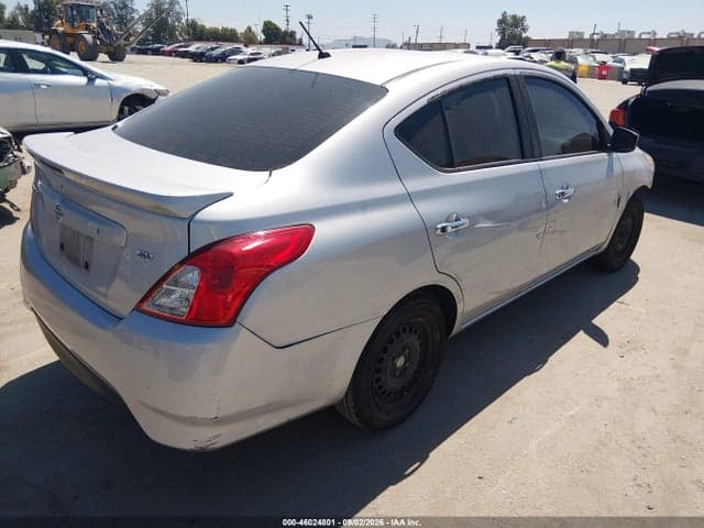 2019 NISSAN VERSA 1.6 SV 4