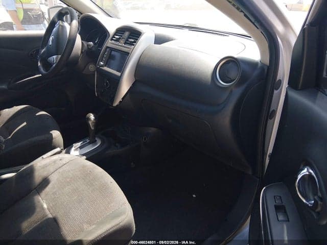 2019 NISSAN VERSA 1.6 SV 5