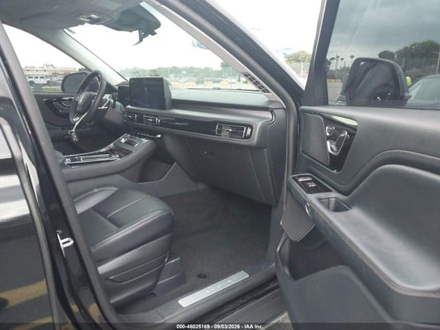 2025 LINCOLN AVIATOR PREMIERE 5
