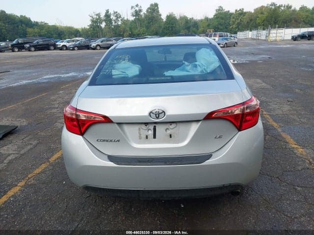 2018 TOYOTA COROLLA LE 16