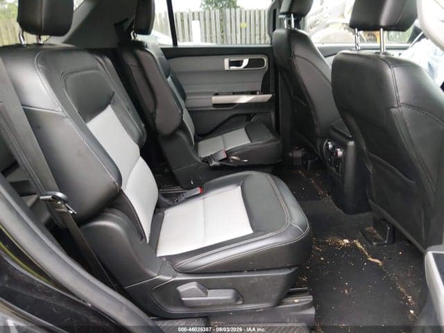 2022 FORD EXPLORER XLT 8