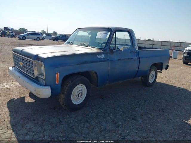 1975 CHEVROLET PICKUP 2