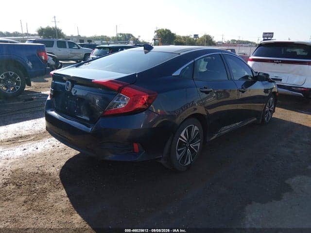 2018 HONDA CIVIC EX-T 4