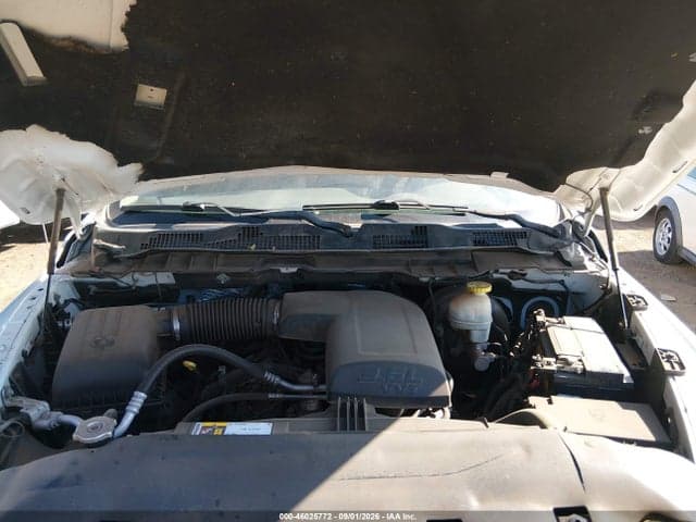 2017 RAM 1500 TRADESMAN 4X4 8' BOX 8