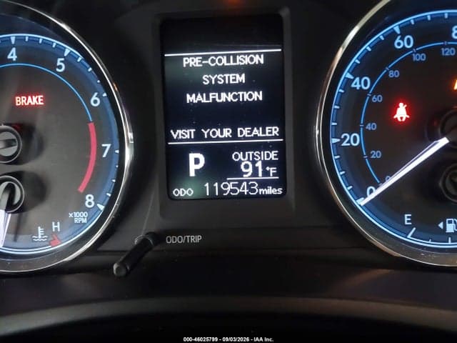 2019 TOYOTA COROLLA LE 15