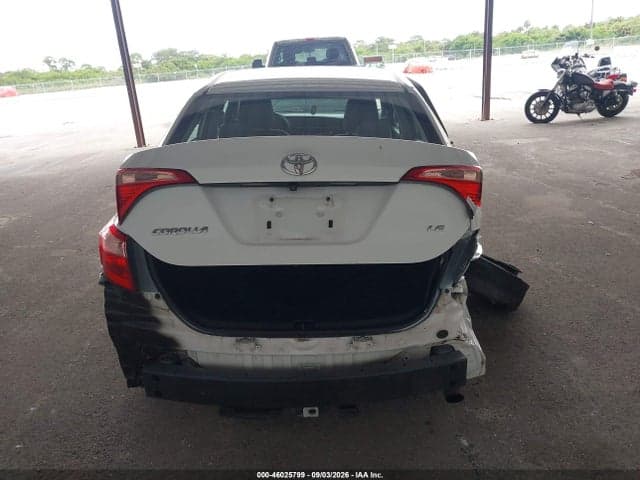2019 TOYOTA COROLLA LE 16