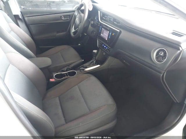2019 TOYOTA COROLLA LE 5