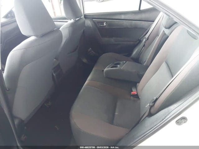 2019 TOYOTA COROLLA LE 8