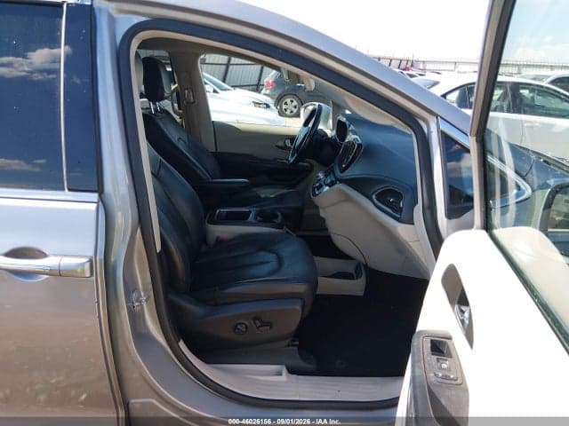 2021 CHRYSLER PACIFICA TOURING L 5