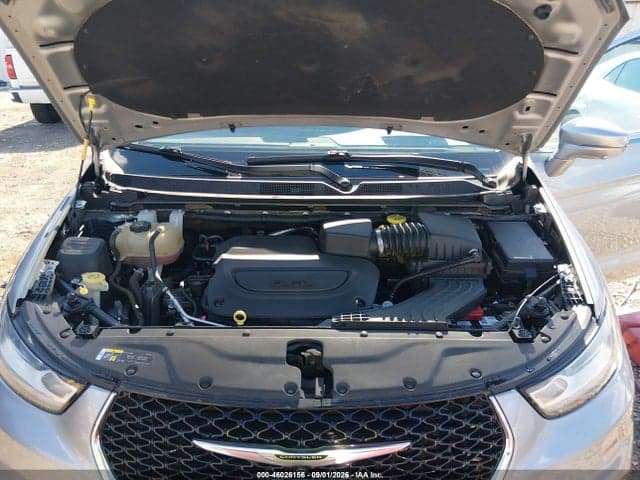 2021 CHRYSLER PACIFICA TOURING L 10