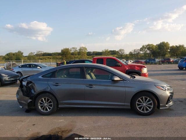 2018 HYUNDAI SONATA SE 14