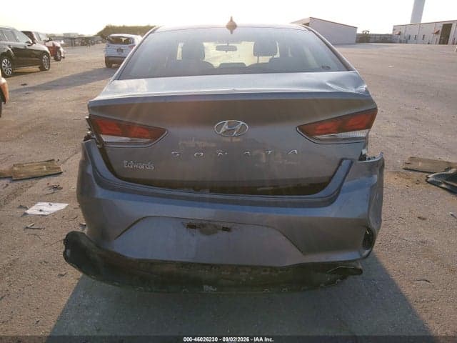 2018 HYUNDAI SONATA SE 17