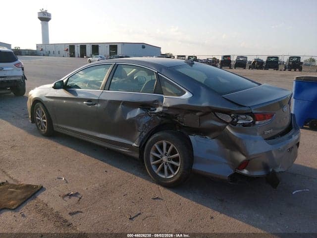 2018 HYUNDAI SONATA SE 3