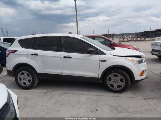 2017 FORD ESCAPE S 14