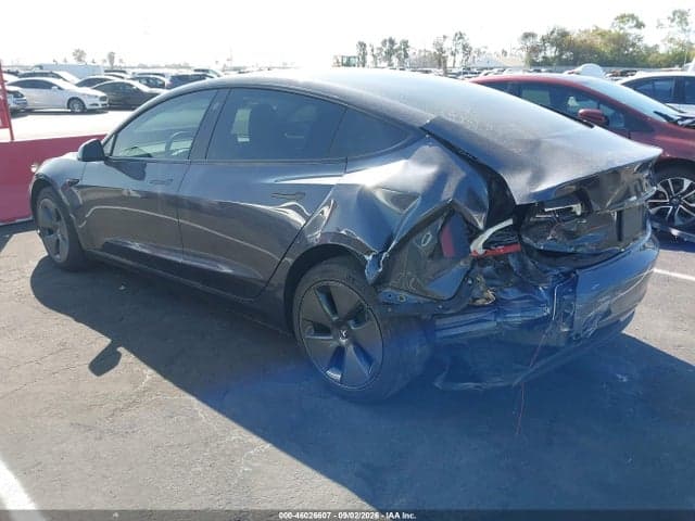 2021 TESLA MODEL 3 STANDARD RANGE PLUS REAR-WHEEL DRIVE 3