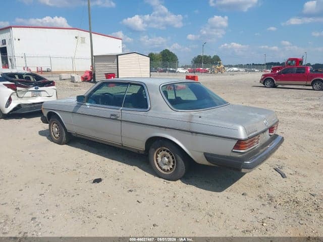 1985 MERCEDES-BENZ 300 CDT 3
