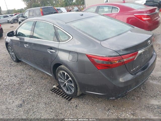 2018 TOYOTA AVALON XLE 3