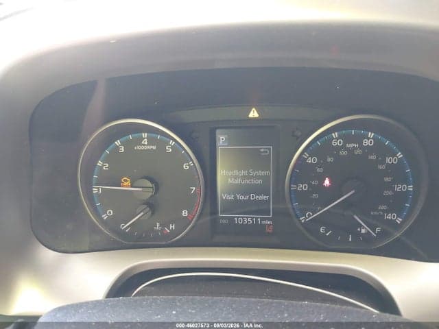 2017 TOYOTA RAV4 LE 7