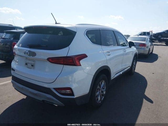 2019 HYUNDAI SANTA FE SE 4