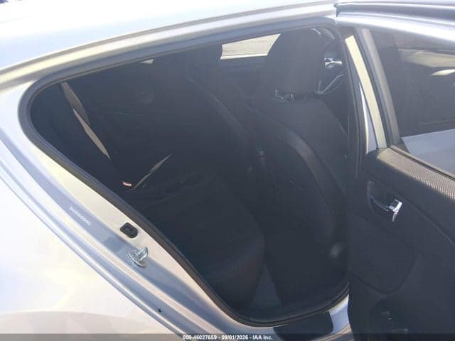 2017 HYUNDAI VELOSTER 8