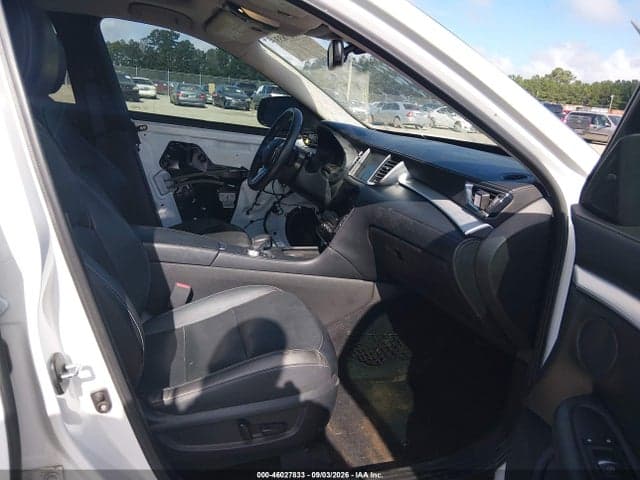 2019 INFINITI QX50 ESSENTIAL 5