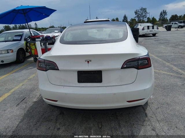 2022 TESLA MODEL 3 REAR-WHEEL DRIVE 17