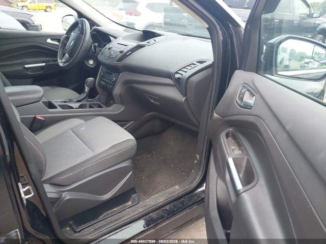 2017 FORD ESCAPE SE 5