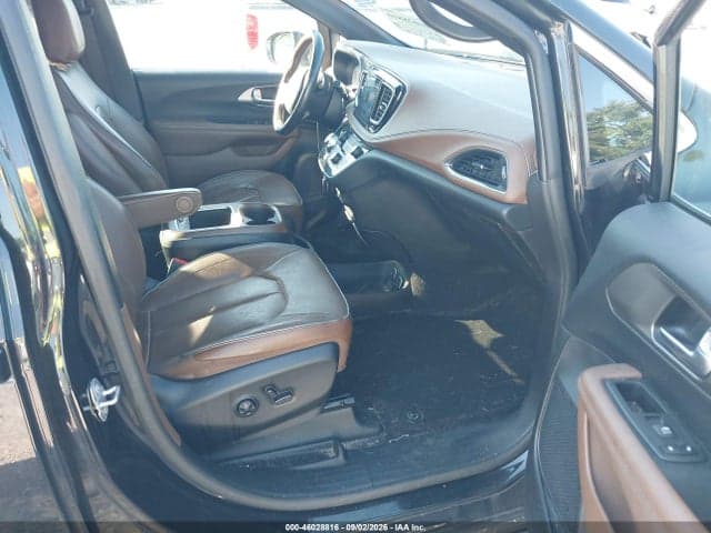 2020 CHRYSLER PACIFICA LIMITED 5
