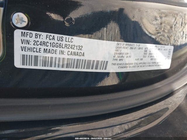 2020 CHRYSLER PACIFICA LIMITED 9