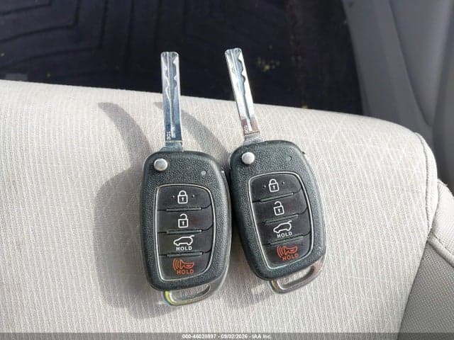 2017 HYUNDAI TUCSON SE 11