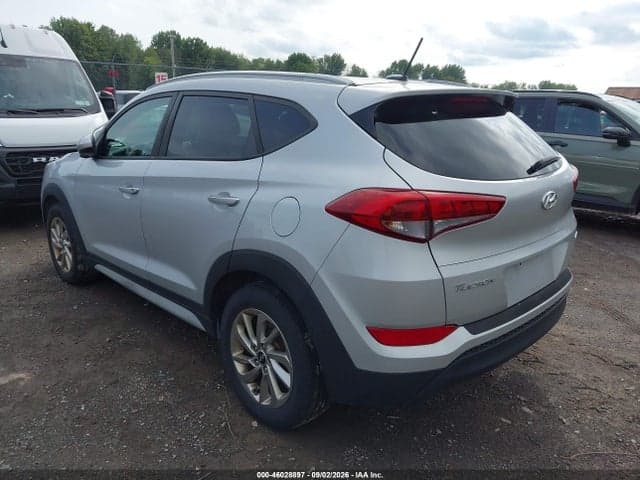 2017 HYUNDAI TUCSON SE 3